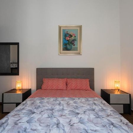 Dimora Francesca Lejlighed Salerno Eksteriør billede
